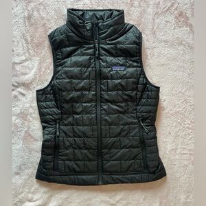 Patagonia 
Women's Nano Puff Vest Regular fit Black